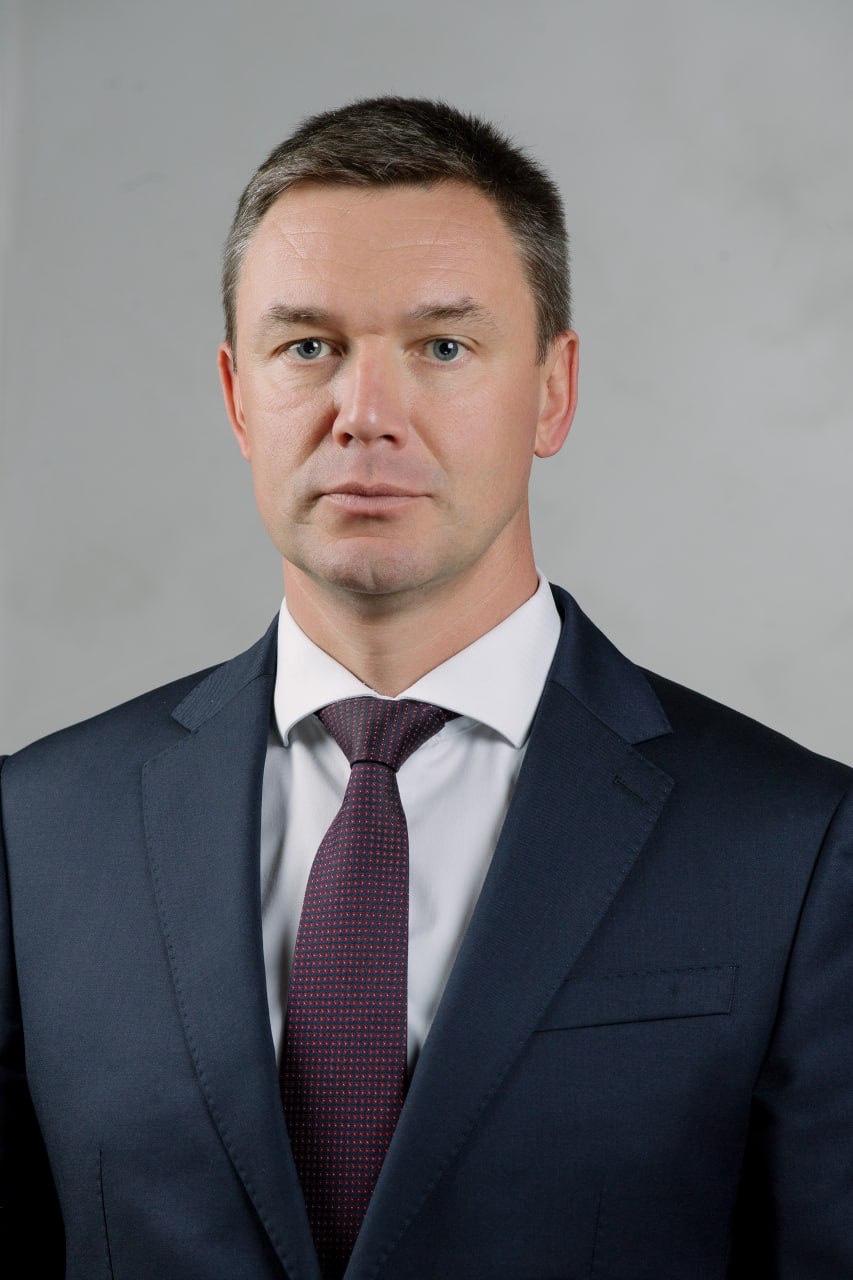Дмитрий Маслов