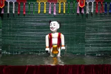 Традиционный кукольный спектакль вьетнамского театра на воде_0