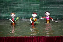 Традиционный кукольный спектакль вьетнамского театра на воде_2
