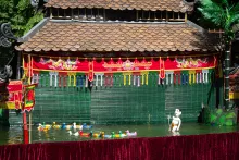 Традиционный кукольный спектакль вьетнамского театра на воде_5