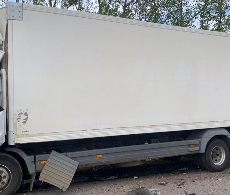 На трассе под Воронежем грузовик врезался в фуру «Магнита»: один человек погиб